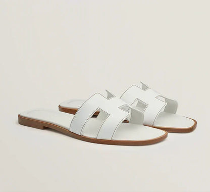 "HRMS" Sandalen
